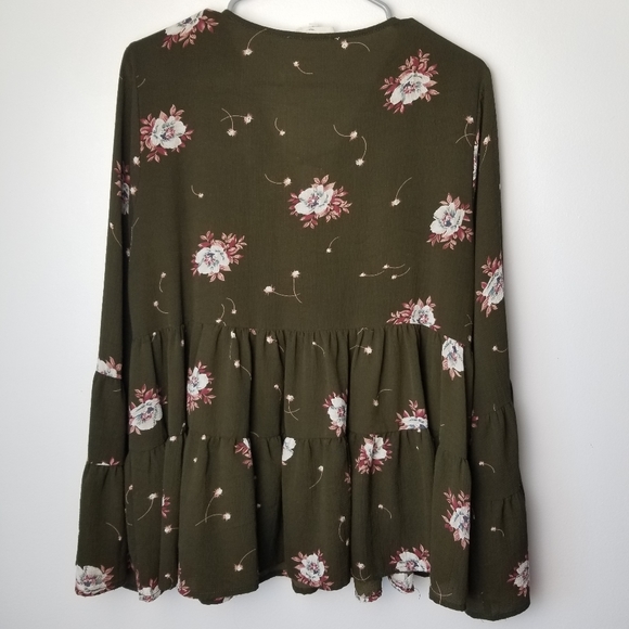 Entro ruffle floral lace up chest bell sleeve shirt L - Picture 6 of 13